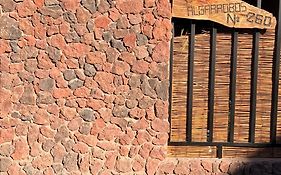 Hostal Apanantor 1